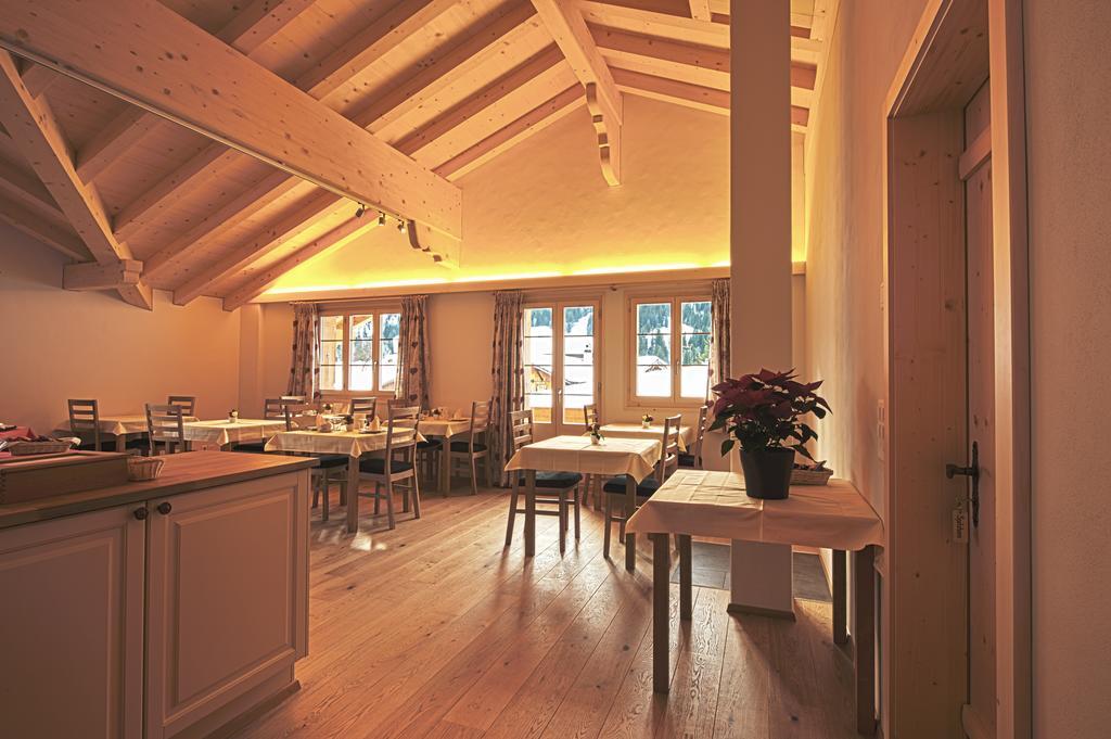B&B Panorama Gstaad Buitenkant foto