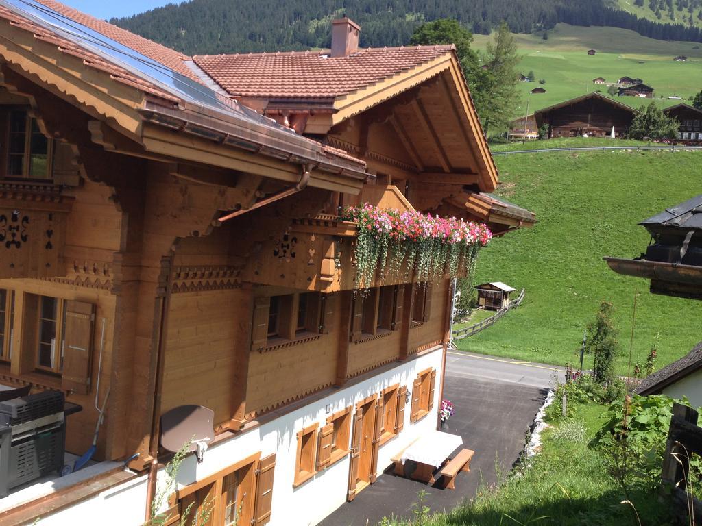 B&B Panorama Gstaad Buitenkant foto